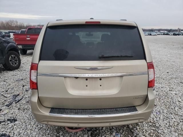 2013 Chrysler Town & Country Limited