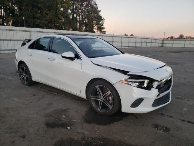 2020 Mercedes-Benz A 220