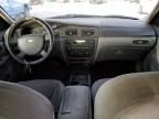 2004 Ford Taurus SE