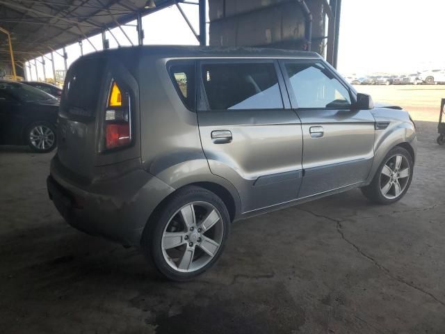 2010 KIA Soul +