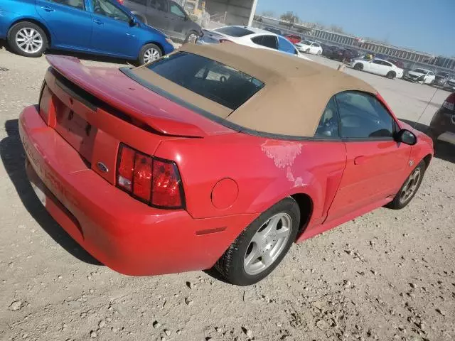 2004 Ford Mustang