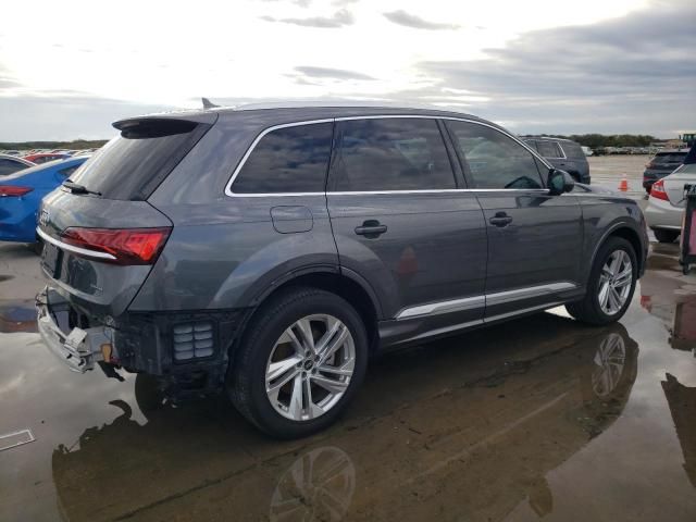 2021 Audi Q7 Premium Plus