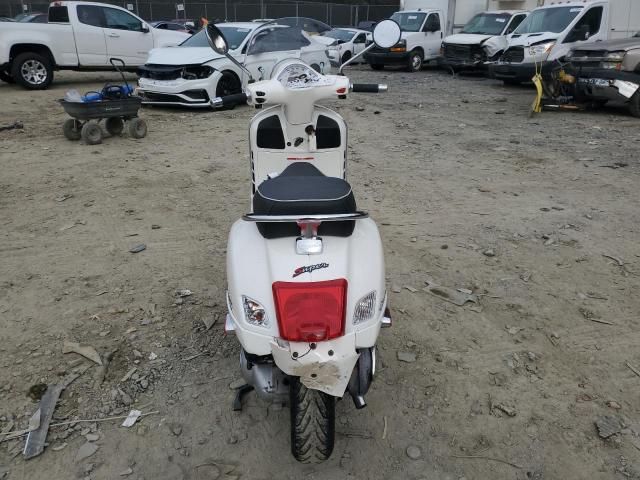 2014 Vespa GTS 300 Super