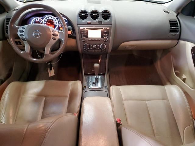 2010 Nissan Altima Base