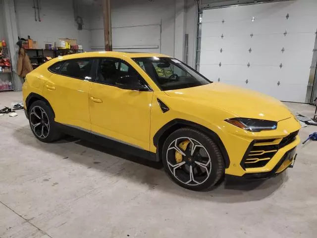 2019 Lamborghini Urus