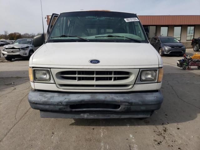 2002 Ford Econoline E150 Van