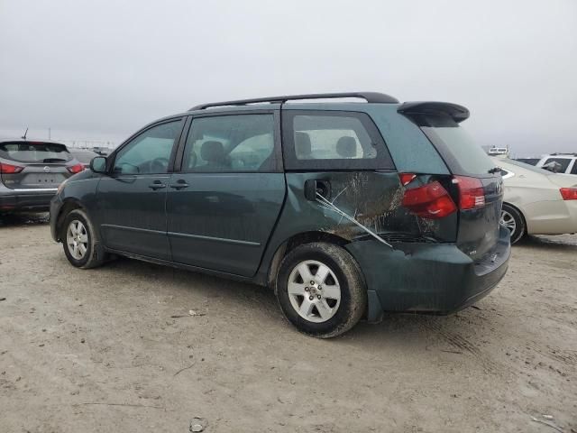 2005 Toyota Sienna CE