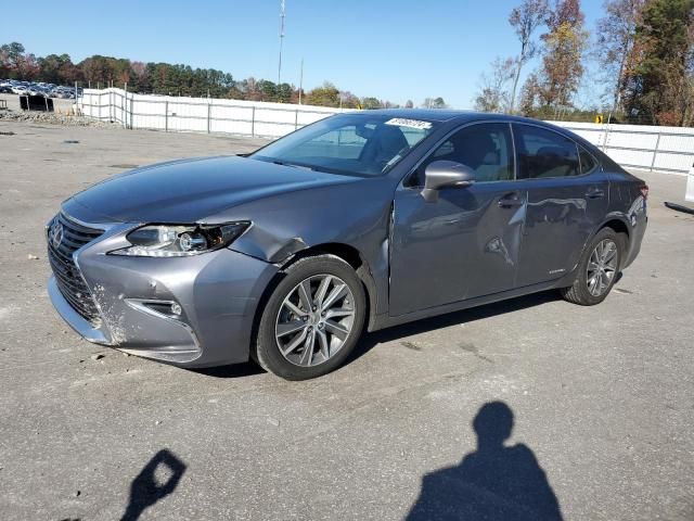 2016 Lexus ES 300H