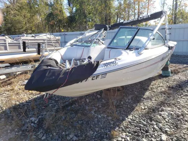 2011 Mastercraft Craft Boat