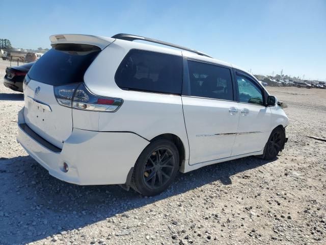 2013 Toyota Sienna Sport