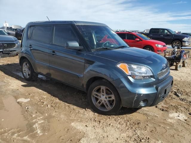 2011 KIA Soul +