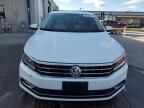 2018 Volkswagen Passat SE