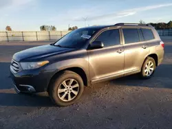 Carros con título limpio a la venta en subasta: 2011 Toyota Highlander Base