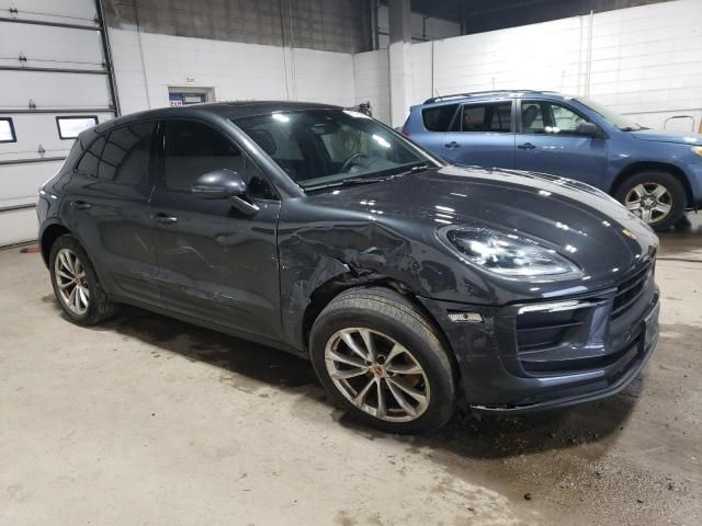 2022 Porsche Macan