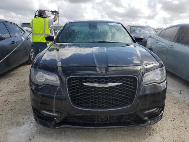 2018 Chrysler 300 S