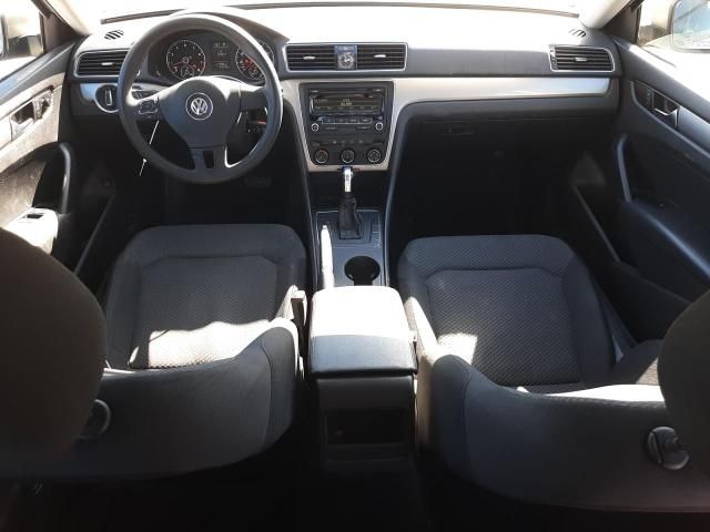 2014 Volkswagen Passat S