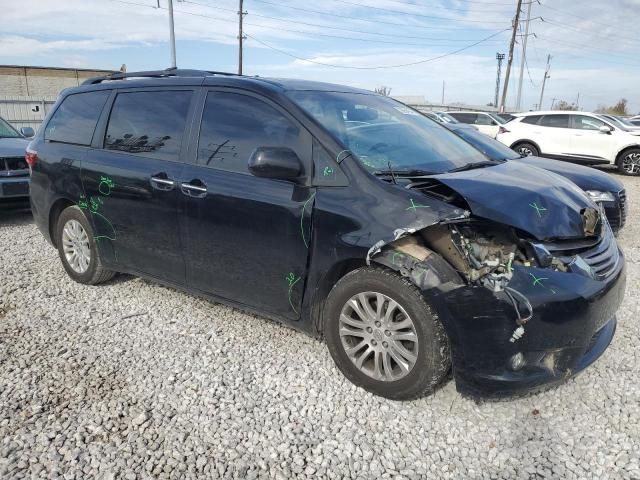 2015 Toyota Sienna XLE