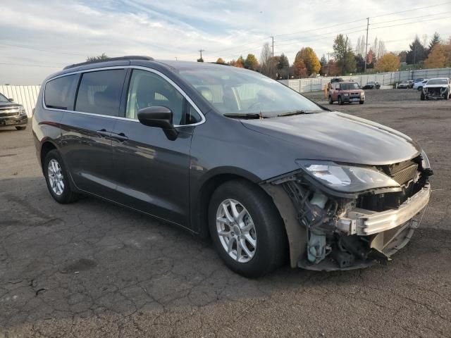 2020 Chrysler Voyager LXI