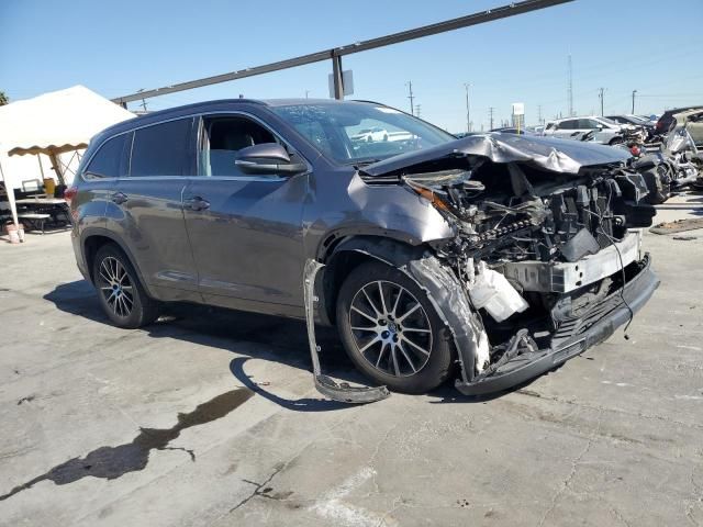 2017 Toyota Highlander SE