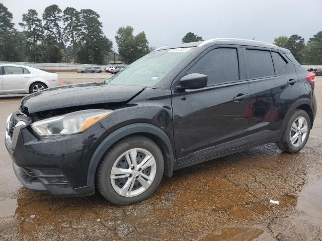 2019 Nissan Kicks S