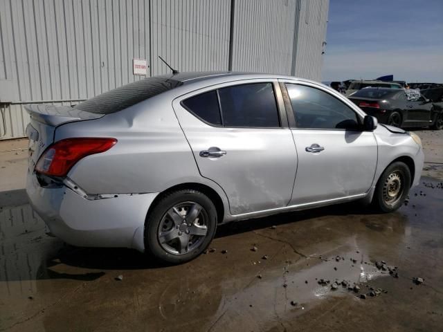 2013 Nissan Versa S