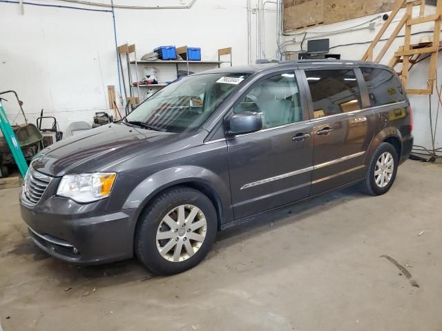 2016 Chrysler Town & Country Touring