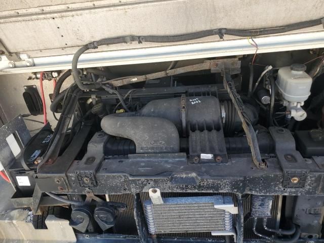 2008 Ford Econoline E450 Super Duty Commercial Stripped Chas