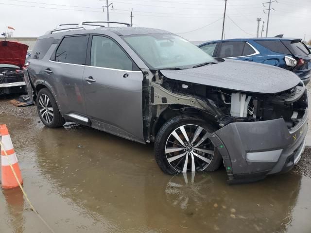 2023 Nissan Pathfinder Platinum