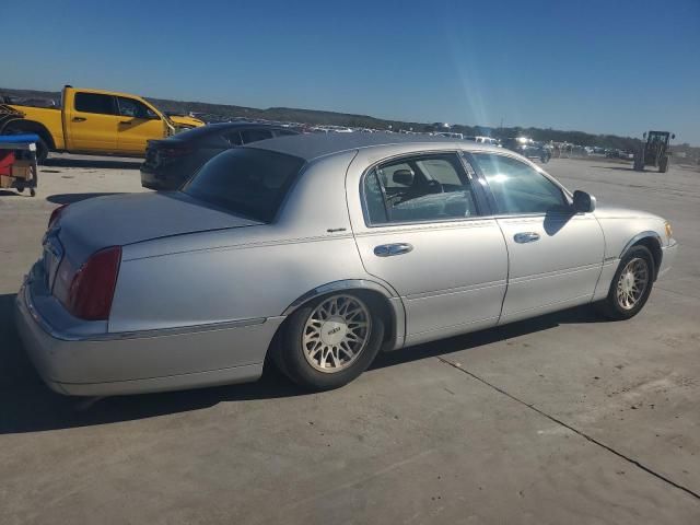 1998 Lincoln Town Car Signature