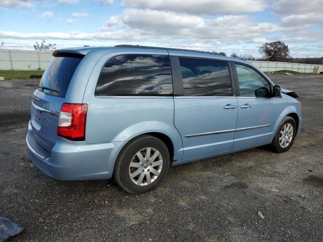 2013 Chrysler Town & Country Touring