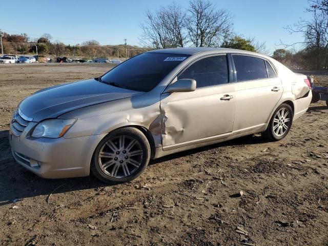 2005 Toyota Avalon XL