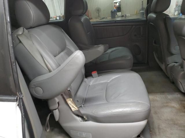 2006 Toyota Sienna XLE