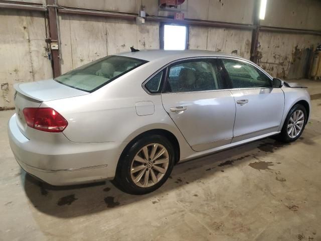 2013 Volkswagen Passat SEL