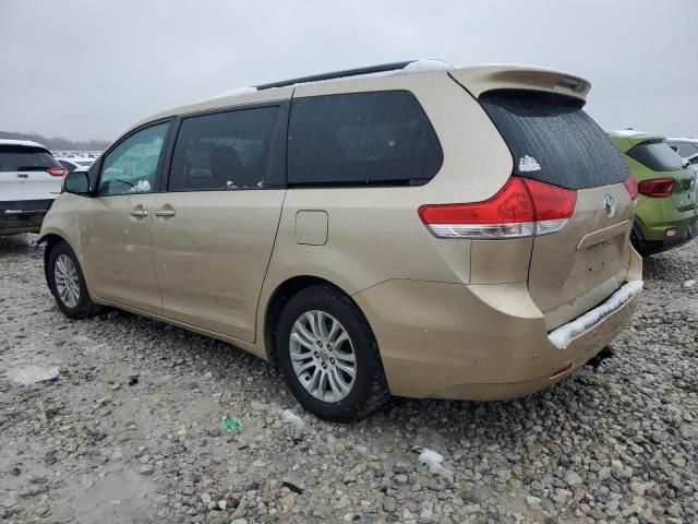 2014 Toyota Sienna XLE