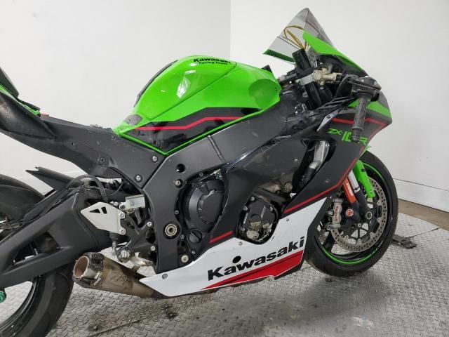 2021 Kawasaki ZX1002 M