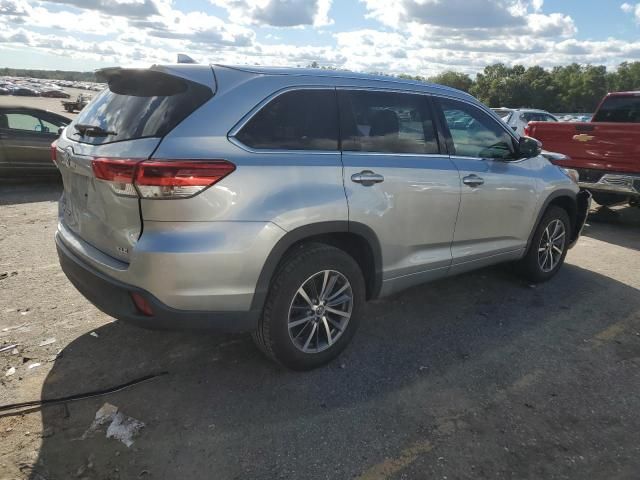 2018 Toyota Highlander SE