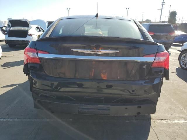 2013 Chrysler 200 Limited