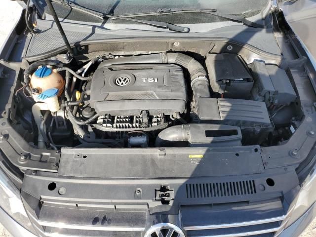 2014 Volkswagen Passat SE