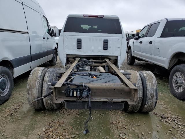 2022 Chevrolet Silverado C3500