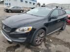 2015 Volvo V60 Cross Country Premier