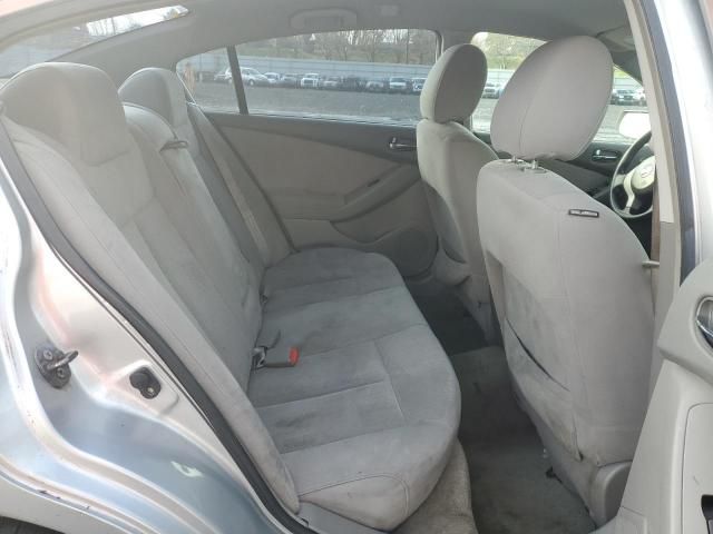 2010 Nissan Altima Base