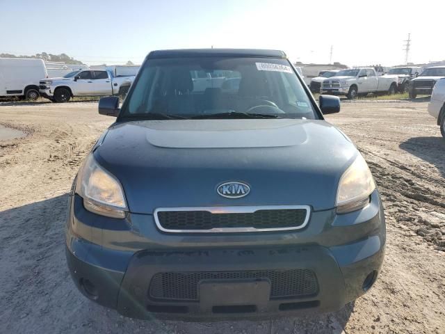 2011 KIA Soul +