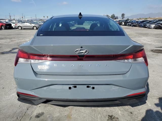 2022 Hyundai Elantra SEL