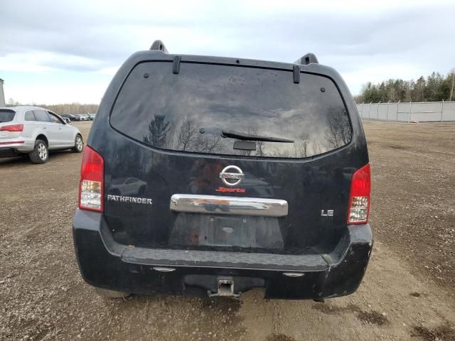 2005 Nissan Pathfinder LE