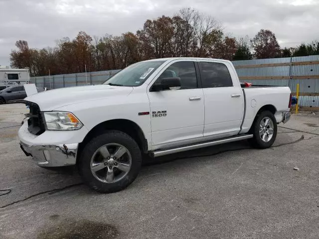 2015 Dodge RAM 1500 SLT