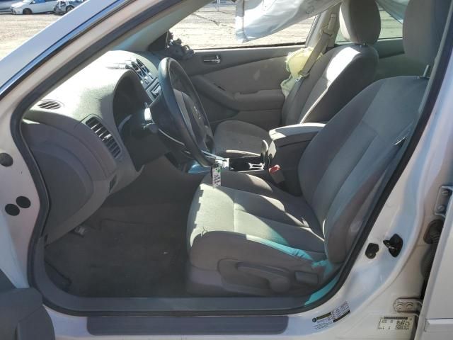 2010 Nissan Altima Base