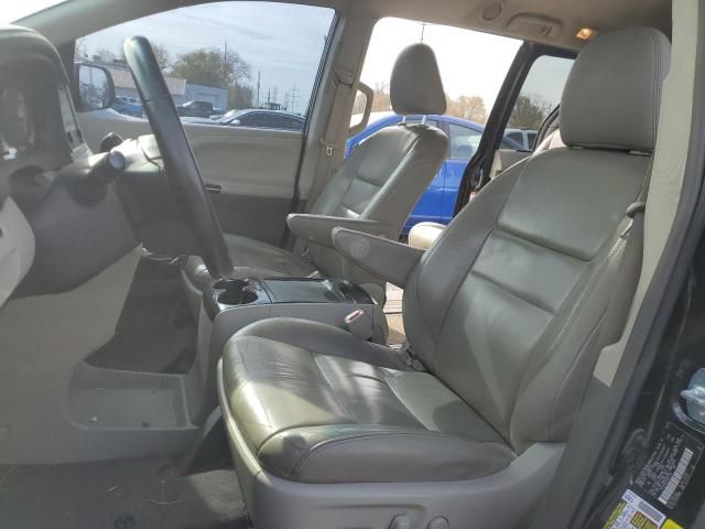 2015 Toyota Sienna XLE