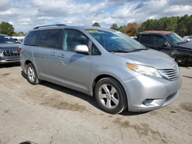 2015 Toyota Sienna LE