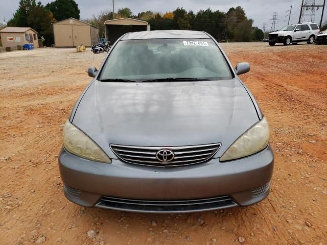 2005 Toyota Camry LE