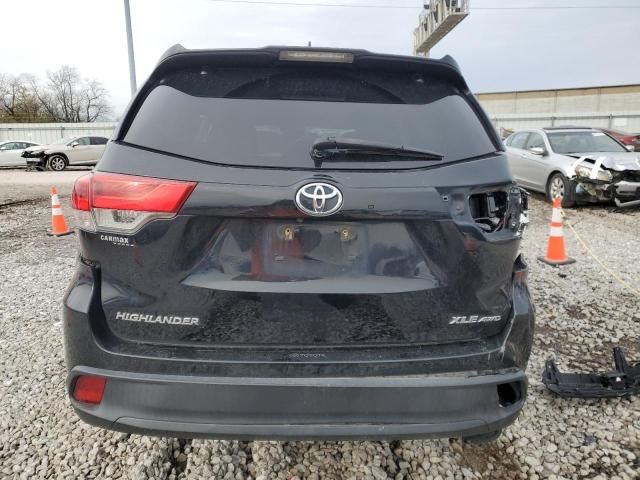 2018 Toyota Highlander SE